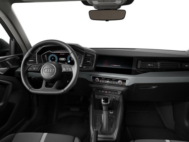 Audi A1 Sportback Advanced edition 25 TFSI 95 PK · Achteruitrijcamera · Parkeerhulp plus · Afgevlakt stuurwiel