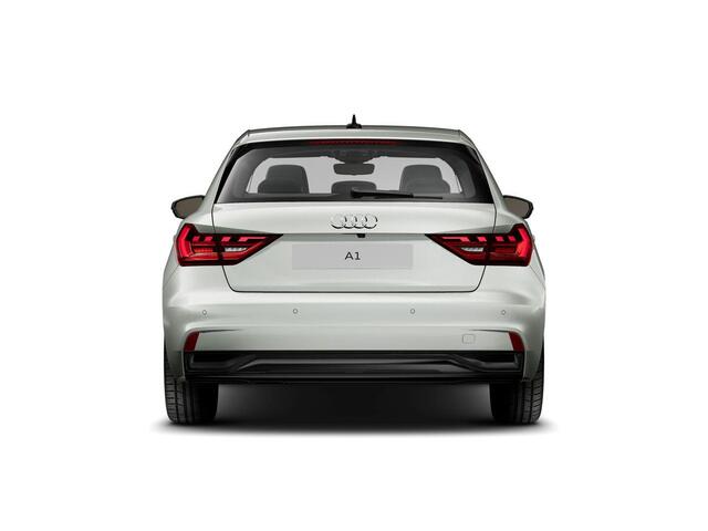 Audi A1 Sportback Advanced edition 25 TFSI 95 PK · Achteruitrijcamera · Parkeerhulp plus · Afgevlakt stuurwiel