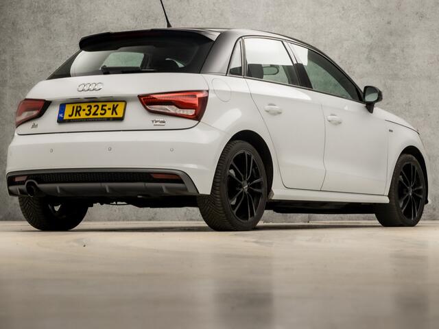Audi A1 Sportback 1.0 TFSI S-Line Sport Automaat (NAVIGATIE, LED ACHTERLICHTEN, CRUISE, SPORTSTOELEN, LM VELGEN, NIEUWE APK, BLUETOOTH, PARKEERSENSOREN, NIEUWSTAAT)