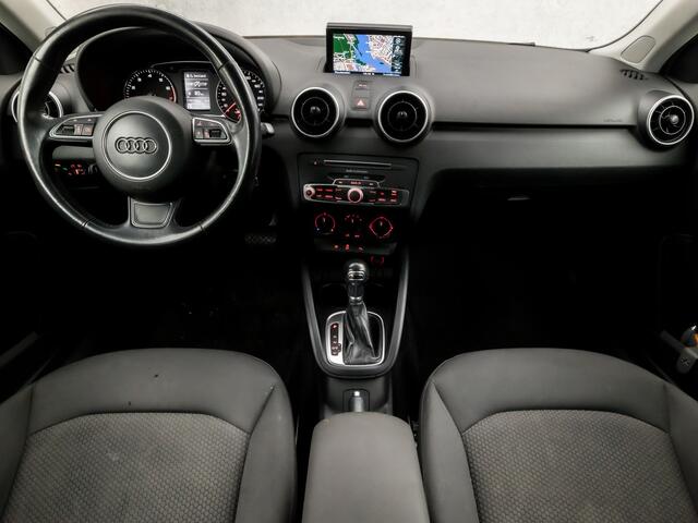 Audi A1 Sportback 1.0 TFSI S-Line Sport Automaat (NAVIGATIE, LED ACHTERLICHTEN, CRUISE, SPORTSTOELEN, LM VELGEN, NIEUWE APK, BLUETOOTH, PARKEERSENSOREN, NIEUWSTAAT)