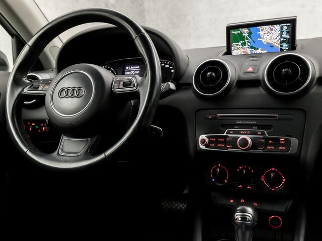 Audi A1 Sportback 1.0 TFSI S-Line Sport Automaat (NAVIGATIE, LED ACHTERLICHTEN, CRUISE, SPORTSTOELEN, LM VELGEN, NIEUWE APK, BLUETOOTH, PARKEERSENSOREN, NIEUWSTAAT)