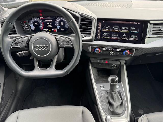 Audi A1 Sportback 30 TFSI S-line Black Edition