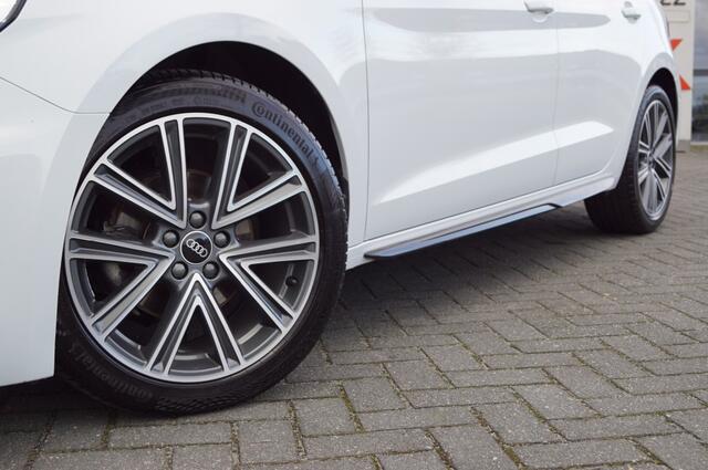 Audi A1 Sportback 30 TFSI S-Line / Navi / Camera / LED / PDC