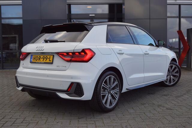 Audi A1 Sportback 30 TFSI S-Line / Navi / Camera / LED / PDC