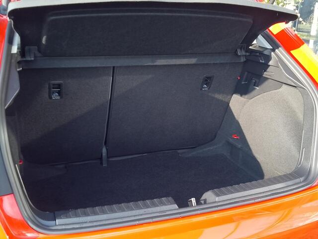 Audi A1 Sportback 25 TFSI Pro Line | Airco | Navi via Smartphone | Apple Carplay | LM Velgen | Electr. ramen