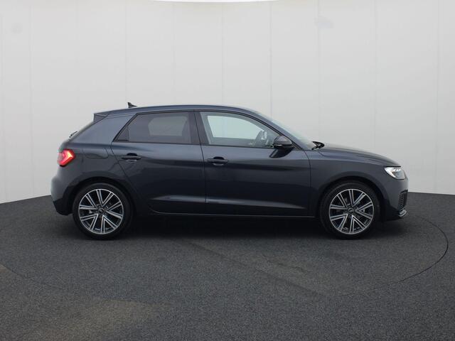 Audi A1 Sportback 30 TFSI/110PK Advanced edition · App connect · Parkeersensoren · Stoelverwarming · Garantie tot maart 2026