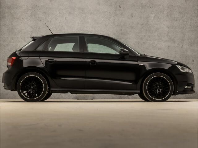 Audi A1 Sportback 1.0 TFSI S-Line Sport Automaat (5 DEURS, NAVIGATIE, XENON, PARKEERSENSOREN, SPORTSTOELEN, CRUISE, BLUETOOTH, NIEUWE APK, NIEUWSTAAT)
