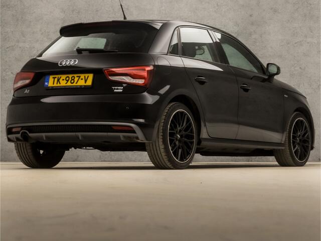 Audi A1 Sportback 1.0 TFSI S-Line Sport Automaat (5 DEURS, NAVIGATIE, XENON, PARKEERSENSOREN, SPORTSTOELEN, CRUISE, BLUETOOTH, NIEUWE APK, NIEUWSTAAT)
