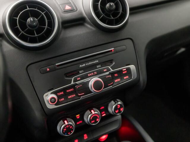 Audi A1 Sportback 1.0 TFSI S-Line Sport Automaat (5 DEURS, NAVIGATIE, XENON, PARKEERSENSOREN, SPORTSTOELEN, CRUISE, BLUETOOTH, NIEUWE APK, NIEUWSTAAT)