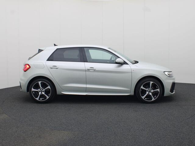 Audi A1 Sportback 25 TFSI/95PK S Line · Navigatie · Parkeersensoren · Stoelverwarming · Garantie tot maart 2029 of 100000km