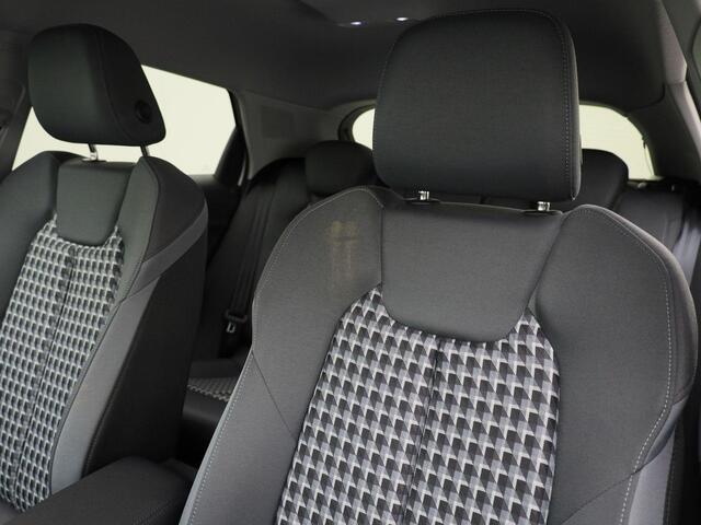 Audi A1 Sportback 25 TFSI/95PK S Line · Navigatie · Parkeersensoren · Stoelverwarming · Garantie tot maart 2029 of 100000km