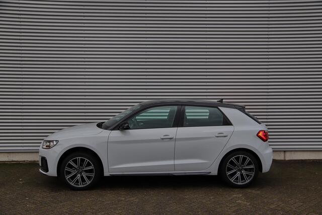 Audi A1 Sportback Advanced edition 25 TFSI 70 kW / 95 pk Sportback 5 versn. Hand | Audi Virtual cockpit | Cruise control | LED achterlichten | Optiekpakket zwart | Parkeersensoren achter | 17'' LMV | Apple Carplay/Android Auto | Sportstuur plus