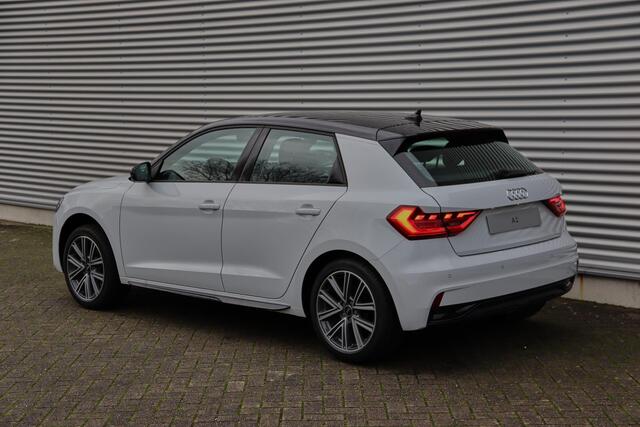 Audi A1 Sportback Advanced edition 25 TFSI 70 kW / 95 pk Sportback 5 versn. Hand | Audi Virtual cockpit | Cruise control | LED achterlichten | Optiekpakket zwart | Parkeersensoren achter | 17'' LMV | Apple Carplay/Android Auto | Sportstuur plus