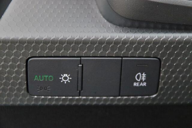 Audi A1 Sportback Advanced edition 25 TFSI 70 kW / 95 pk Sportback 5 versn. Hand | Audi Virtual cockpit | Cruise control | LED achterlichten | Optiekpakket zwart | Parkeersensoren achter | 17'' LMV | Apple Carplay/Android Auto | Sportstuur plus