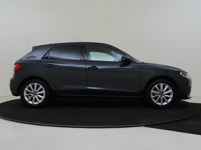 Audi A1 Sportback 25 TFSI Advanced edition | Stoelverwarming | CarPlay | Climate control | DAB radio | Virtual cockpit | Cruise control | Getint glas |