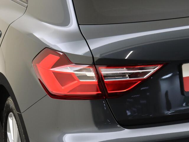 Audi A1 Sportback 25 TFSI Advanced edition | Stoelverwarming | CarPlay | Climate control | DAB radio | Virtual cockpit | Cruise control | Getint glas |
