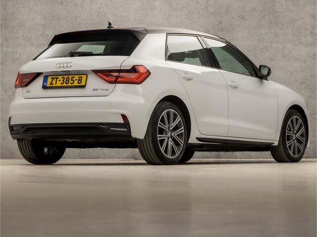 Audi A1 Sportback 25 TFSI Sport (APPLE CARPLAY, GROOT NAVI, LM VELGEN, SPORTSTOELEN, CRUISE, LANE ASSIST, NIEUWE APK, NIEUWSTAAT)