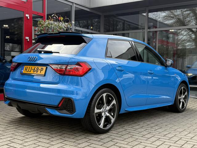 Audi A1 Sportback 30 TFSI 116PK *!* S-LINE *!* CARPLAY/ 17 INCH/ STOELVERWARMING *!*