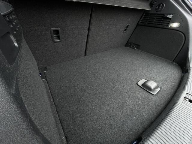Audi A1 Sportback 1.4 TFSI CoD Adrenalin | Automaat Trekhaak | Navigatie