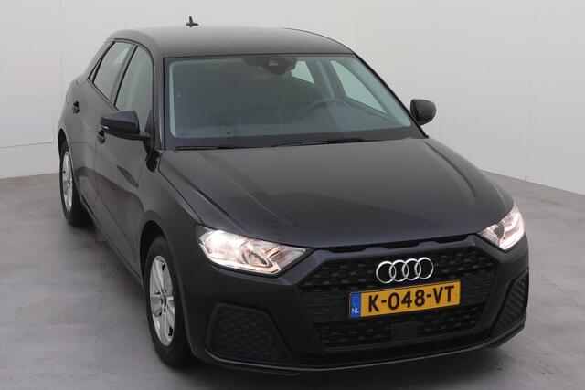 Audi A1 Sportback 25 TFSI Pro Line Parkeersensoren / Airco / Bluetooth / Cruise control / DAB