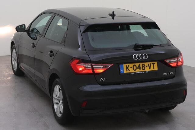 Audi A1 Sportback 25 TFSI Pro Line Parkeersensoren / Airco / Bluetooth / Cruise control / DAB