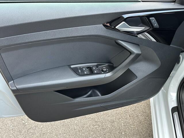Audi A1 Sportback 30 TFSI 116pk S-tronic S-line | Navi | Virtual cockpit | Carplay | Rijklaar