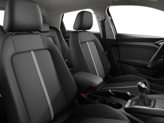 Audi A1 Advanced edition 25 TFSI 70 kW / 95 pk Sportback 5 Dak in zwart - Automatische airconditioning - Apple CarPlay