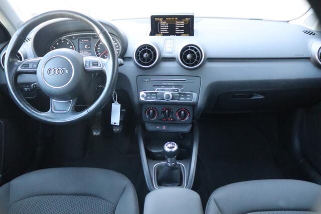 Audi A1 Sportback 1.0 TFSI 96PK Attraction Cruise-Control/Airco