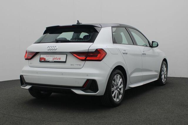 Audi A1 Sportback 30 TFSI 116 pk S-tronic Advanced edition / S-Line ext. | Navigatie | Stoelverwarming | Parkeersensoren achter | Virtual Cockpit
