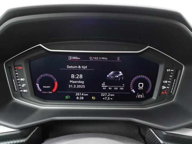 Audi A1 Sportback Advanced edition 25 TFSI 70 kW / 95 pk | Audi Virtual cockpit | Cruise control | LED achterlichten | Optiekpakket zwart | Parkeersensoren achter | 17'' LMV | Apple Carplay/Android Auto | Sportstuur plus