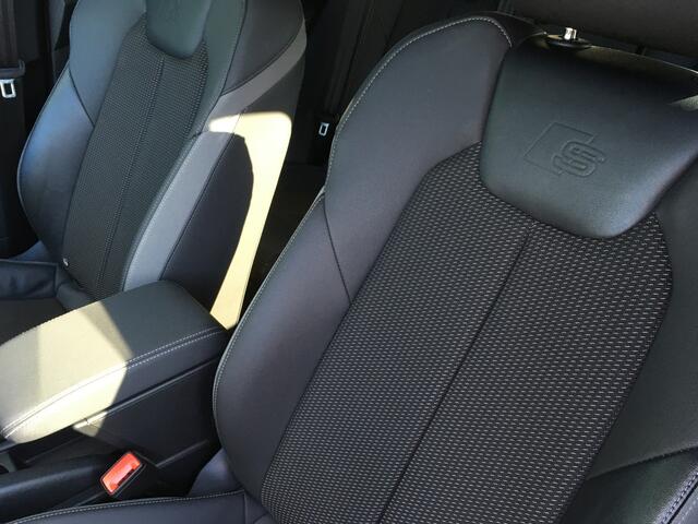 Audi A1 Sportback 35 TFSI 150 pk S-Line Black LED CarPlay