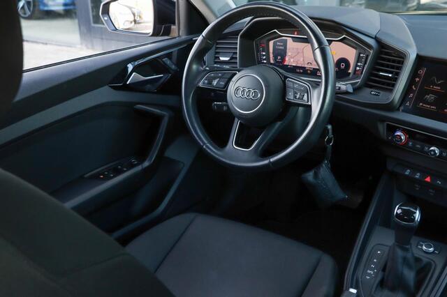Audi A1 Sportback 25 TFSI S edition Automaat | S Line