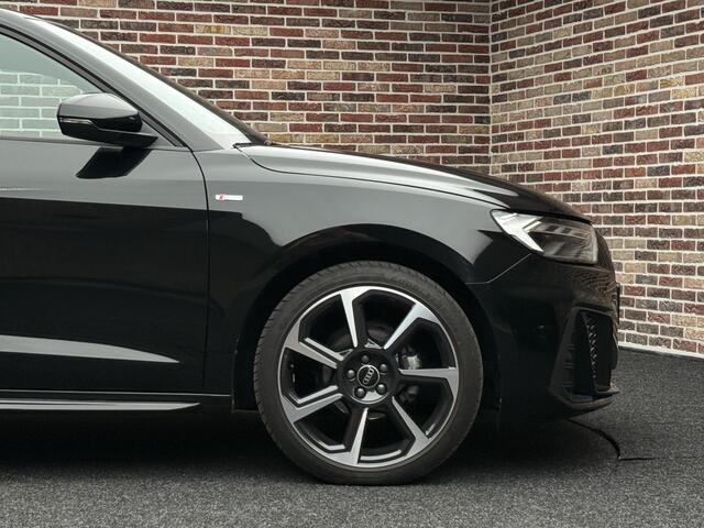 Audi A1 Sportback 25 TFSI S-Line edition | LED| Keyless|