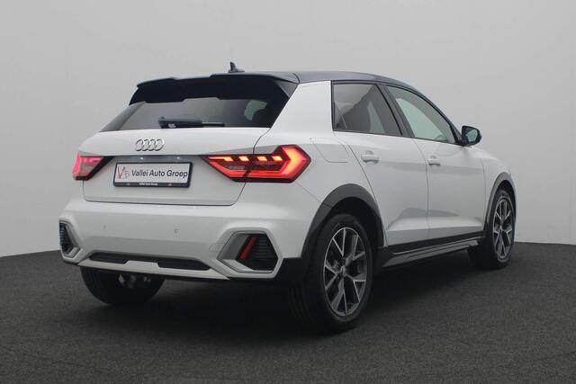 Audi A1 citycarver 30 TFSI 116PK epic | Navi | Parkeersensoren voor/achter | Cruise | Virtual Cockpit | Clima | Apple Carplay / Android Auto