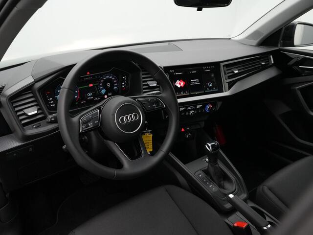 Audi A1 Sportback 30 TFSI 116 pk S-tronic Advanced edition / S-Line | Navigatie | Stoelverwarming | Parkeersensoren voor/achter