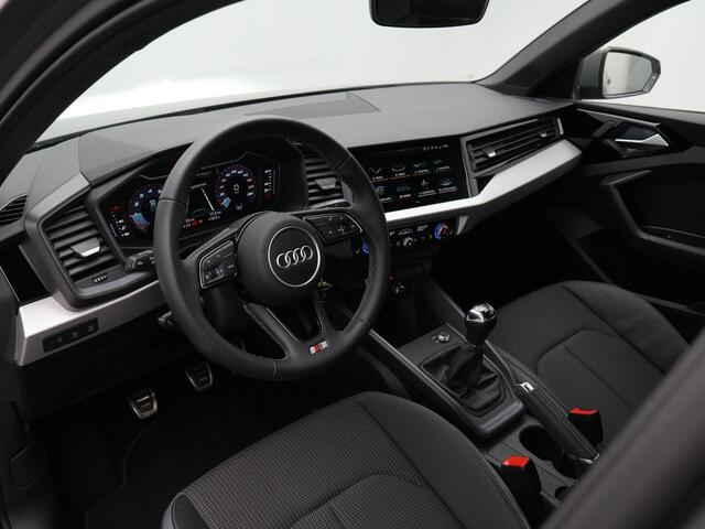 Audi A1 Sportback 30 TFSI 110 pk S edition / S-Line | Stoelverwarming | Parkeersensoren achter | Apple Carplay / Android Auto | Adaptive Cruise