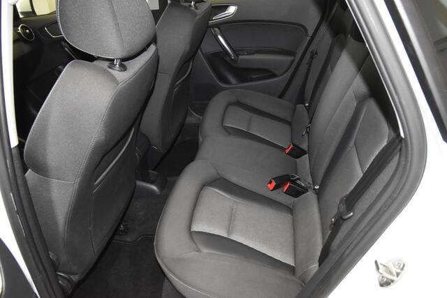 Audi A1 Sportback 1.0 TFSI , NAVI , CR CONTR , CLIMATR , V STOEL VERW , MISTL V ,