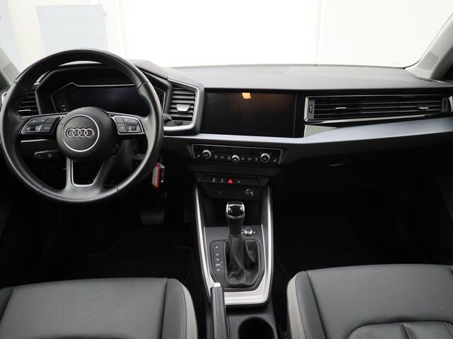 Audi A1 Sportback 25 TFSI/95PK S Line · Leder · Navigatie · Stoelverwarming