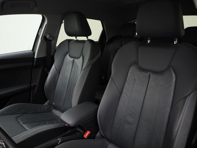 Audi A1 Sportback 25 TFSI/95PK S Line · Leder · Navigatie · Stoelverwarming