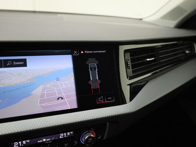 Audi A1 Sportback 25 TFSI/95PK S Line · Leder · Navigatie · Stoelverwarming
