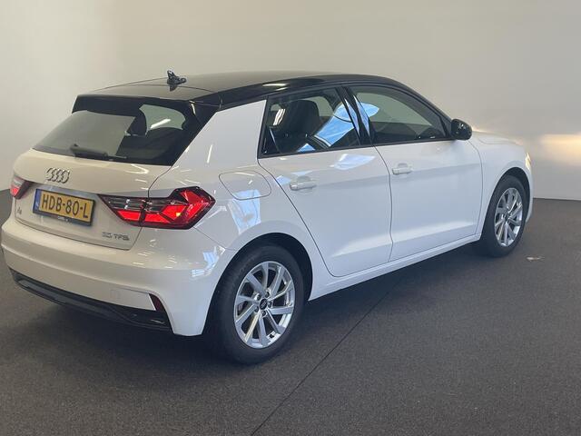 Audi A1 Sportback 30 TFSI 110pk Automaat Advanced Climate Control Navigatie Apple Carplay/Android Auto Voorstoelen verwarmd Cruise control Achteruitrijcamera Lichtmetalen velgen Two Tone