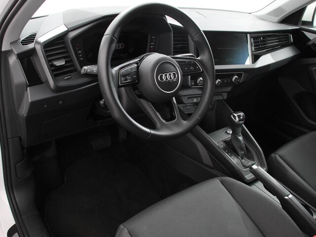 Audi A1 Sportback 30 TFSI 110pk Automaat Advanced Climate Control Navigatie Apple Carplay/Android Auto Voorstoelen verwarmd Cruise control Achteruitrijcamera Lichtmetalen velgen Two Tone