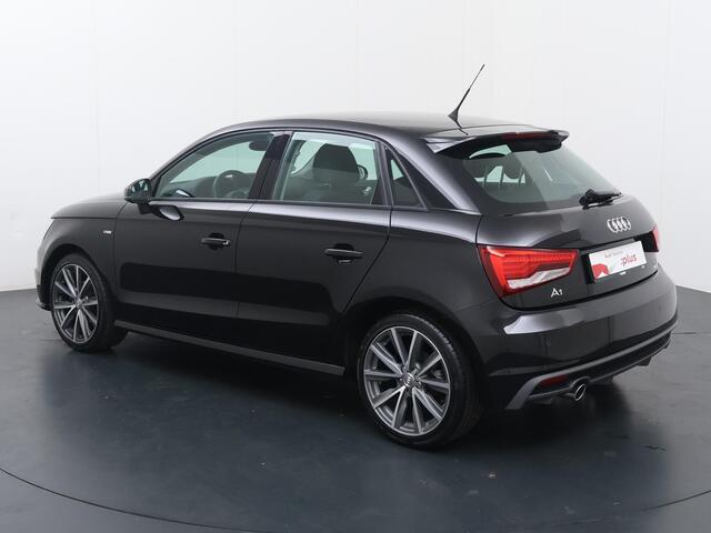 Audi A1 Sportback 1.0 TFSI Adrenalin | 95 PK | Multifunctioneel stuurwiel | Parkeersensoren | Cruisecontrol |
