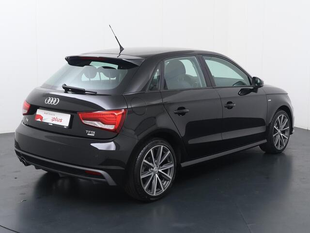 Audi A1 Sportback 1.0 TFSI Adrenalin | 95 PK | Multifunctioneel stuurwiel | Parkeersensoren | Cruisecontrol |