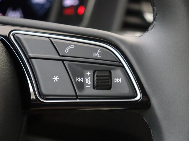Audi A1 Sportback 25 TFSI Advanced edition | Optiekpakket zwart | Cilmate control | Sportstoelen | Privacy glass | Parkeersensoren achter