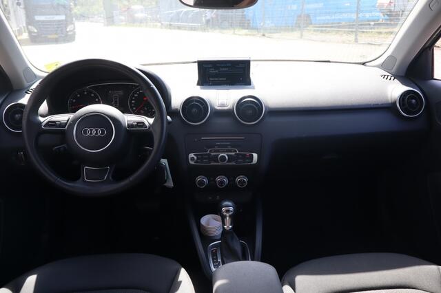 Audi A1 1.0 TFSI Adrenalin I Geen Import I S-Line I Parkeersensoren