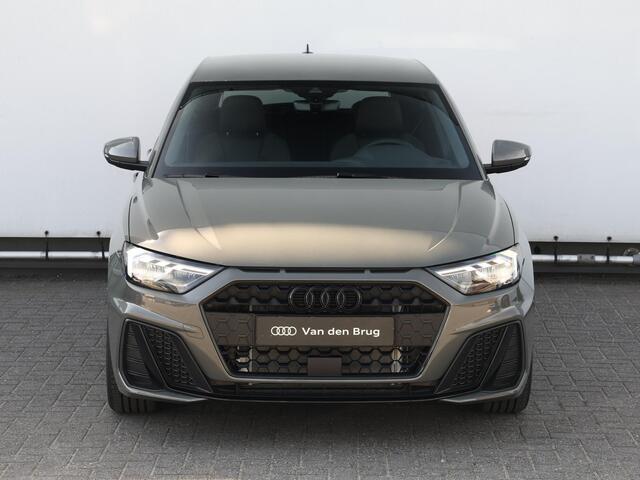 Audi A1 Sportback 25 TFSI S edition | S-tronic | Apple Carplay | Stoelverwarming | Extra getint glas achter |