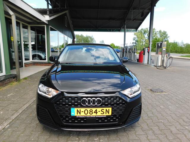 Audi A1 SPORTBACK 25TFSI 95PK PRO LINE! All-in Prijs!