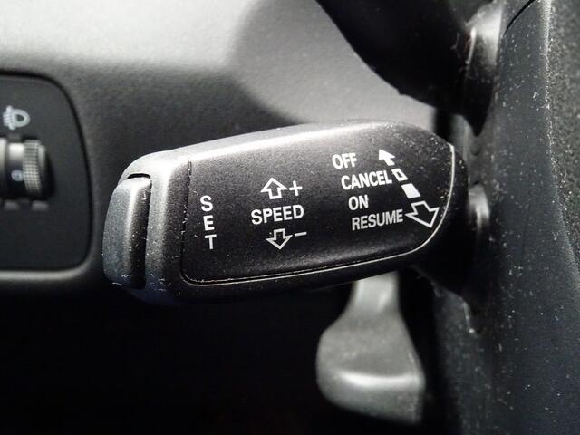 Audi A1 Sportback 1.0 TFSI Adrenalin * NAVIGATIE * S-LINE * LED !!