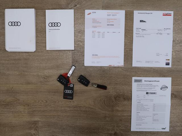 Audi A1 Sportback 25 TFSI Advanced edition Automaat Airco-ecc Blackpack trekhaak afneembaar app connect cruise control sportvelgen zeer nette auto extra getint glas sportstoelen Manhattangrijs metallic